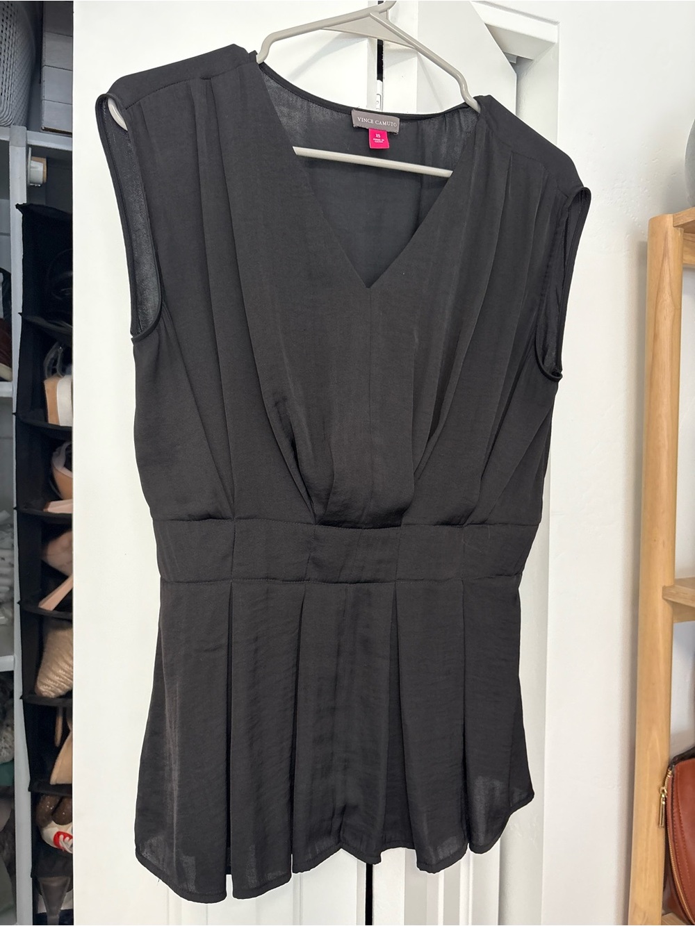 Nine West Black Sleeveless V-Neck Pleated Peplum Blouse